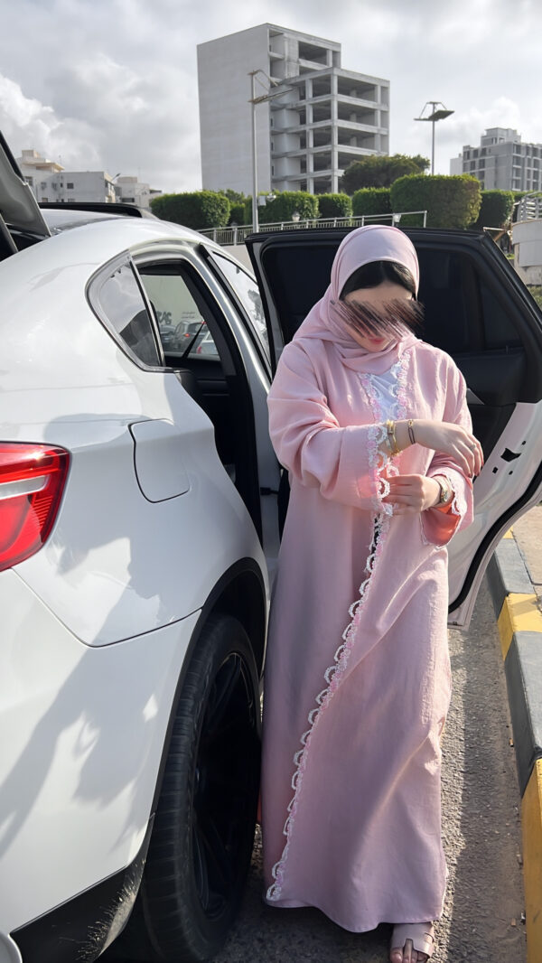 عباية " النرجس"